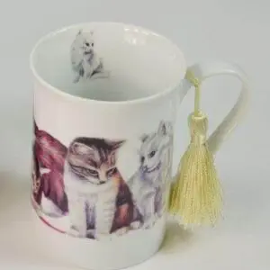 1 kaffekop med kattemotiv inkl æske